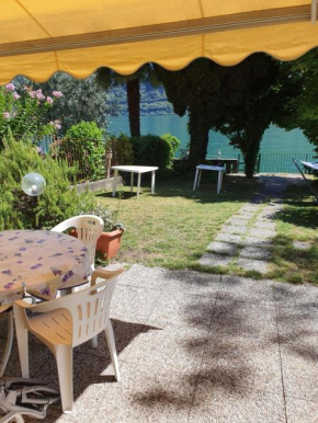 Casa Le Palme giardino
